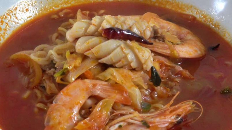 얼큰하고 시원한 짬뽕라면 만들기 - 엉클쿡 맛있는 음식 이야기 얼큰하고 시원한 짬뽕라면 만들기 - 엉클쿡 맛있는 음식 이야기